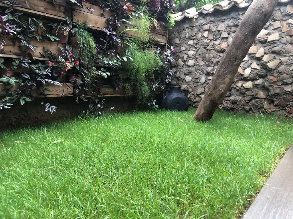 Vila Kaleici Muestakil Benzersiz Bahceli Harika Ev Antalya